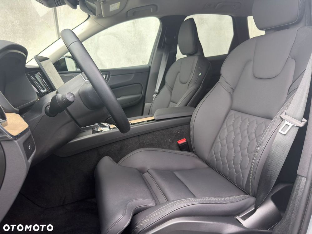Volvo XC 60 - 29