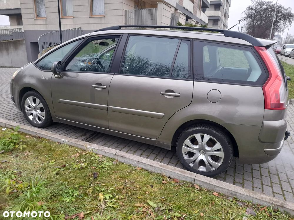 Citroën C4 Grand Picasso - 11