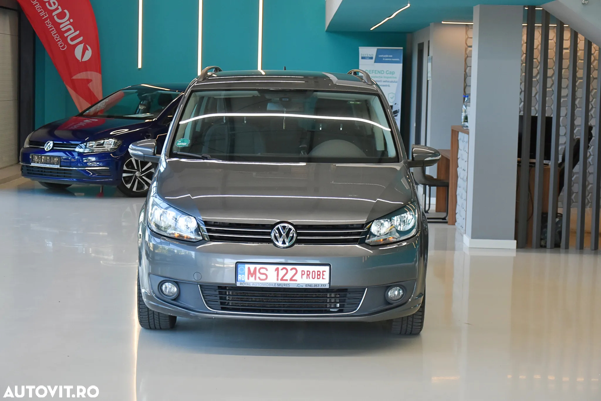 Volkswagen Touran 1.6 TDI DPF BlueMotion Technology DSG Comfortline - 9