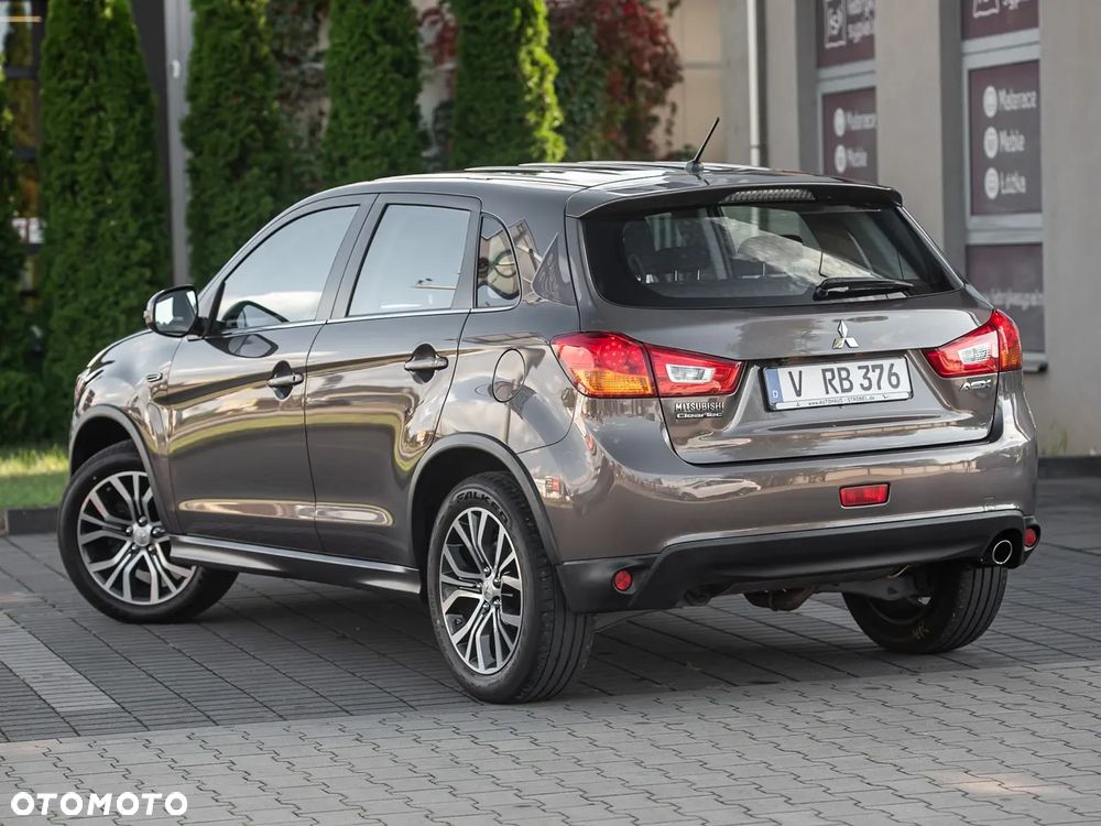 Mitsubishi ASX - 9