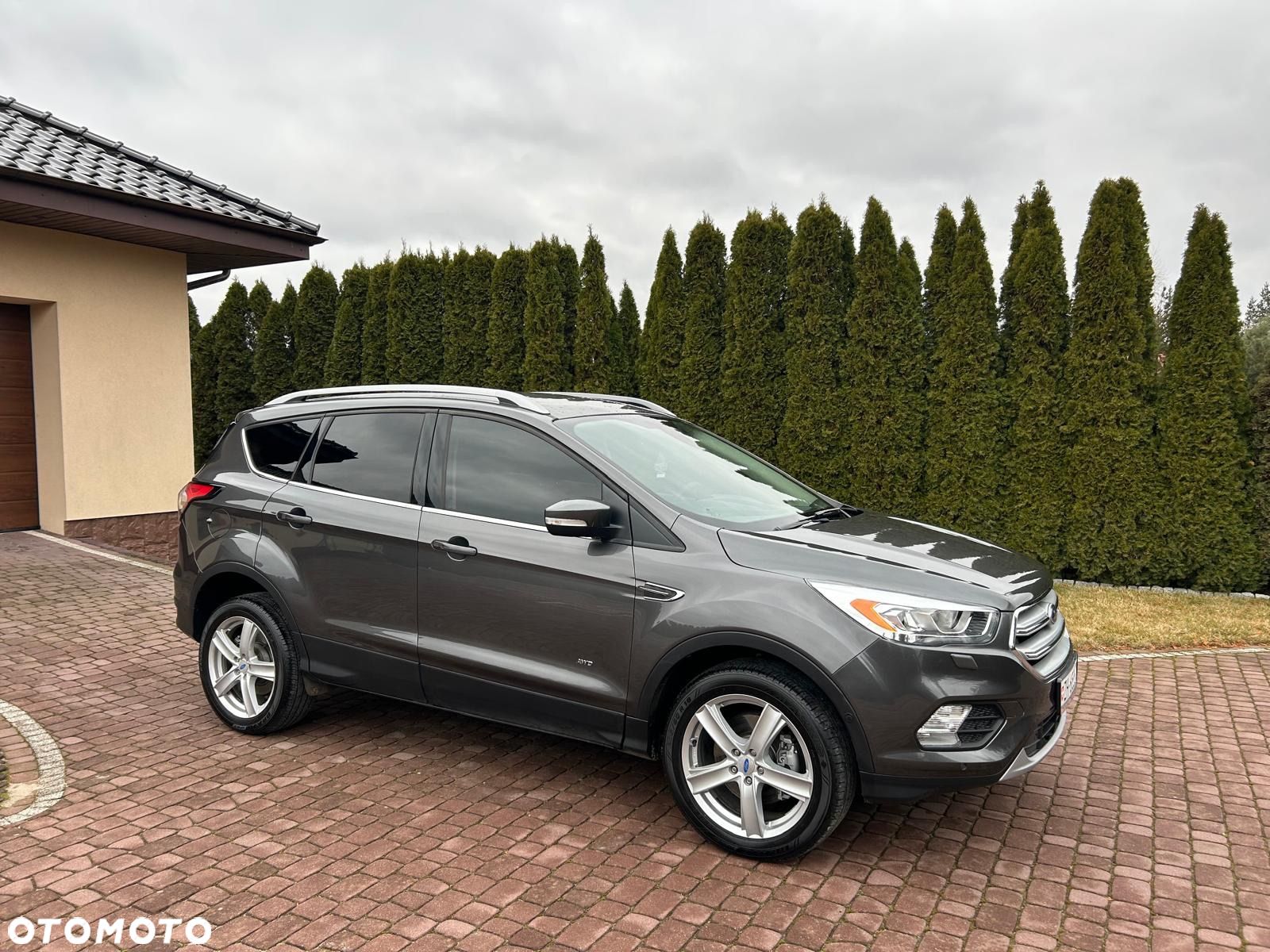 Ford Kuga 2.0 TDCi 4WD Trend - 1
