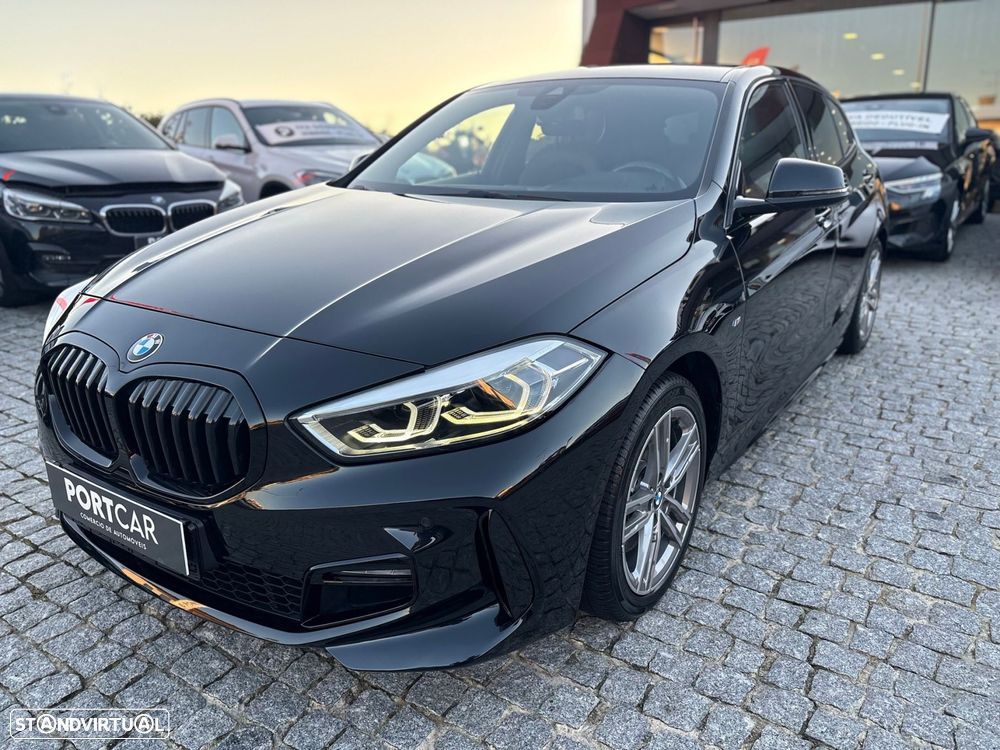 BMW 118 i Pack Desportivo M Auto - 4