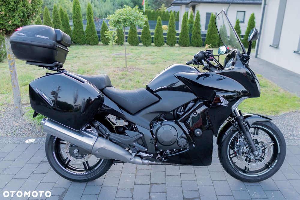 Honda CBF - 2