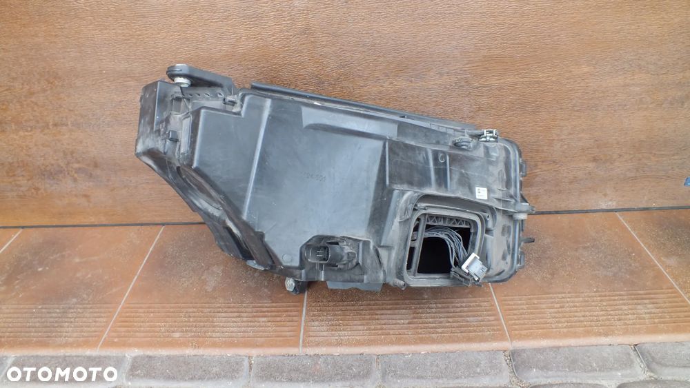 Lampa przednia lewa Mercedes W253 GLC Lift - 6