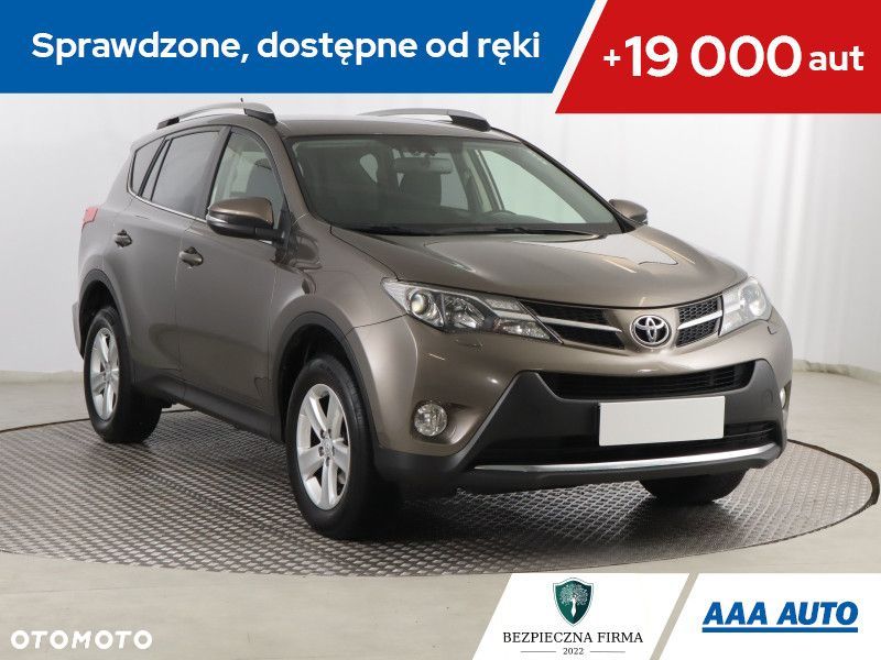 Toyota RAV4 - 1