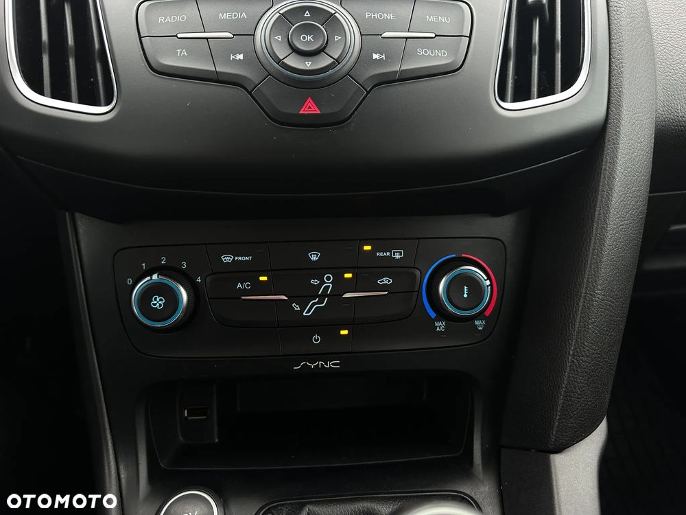 Ford Focus - 21