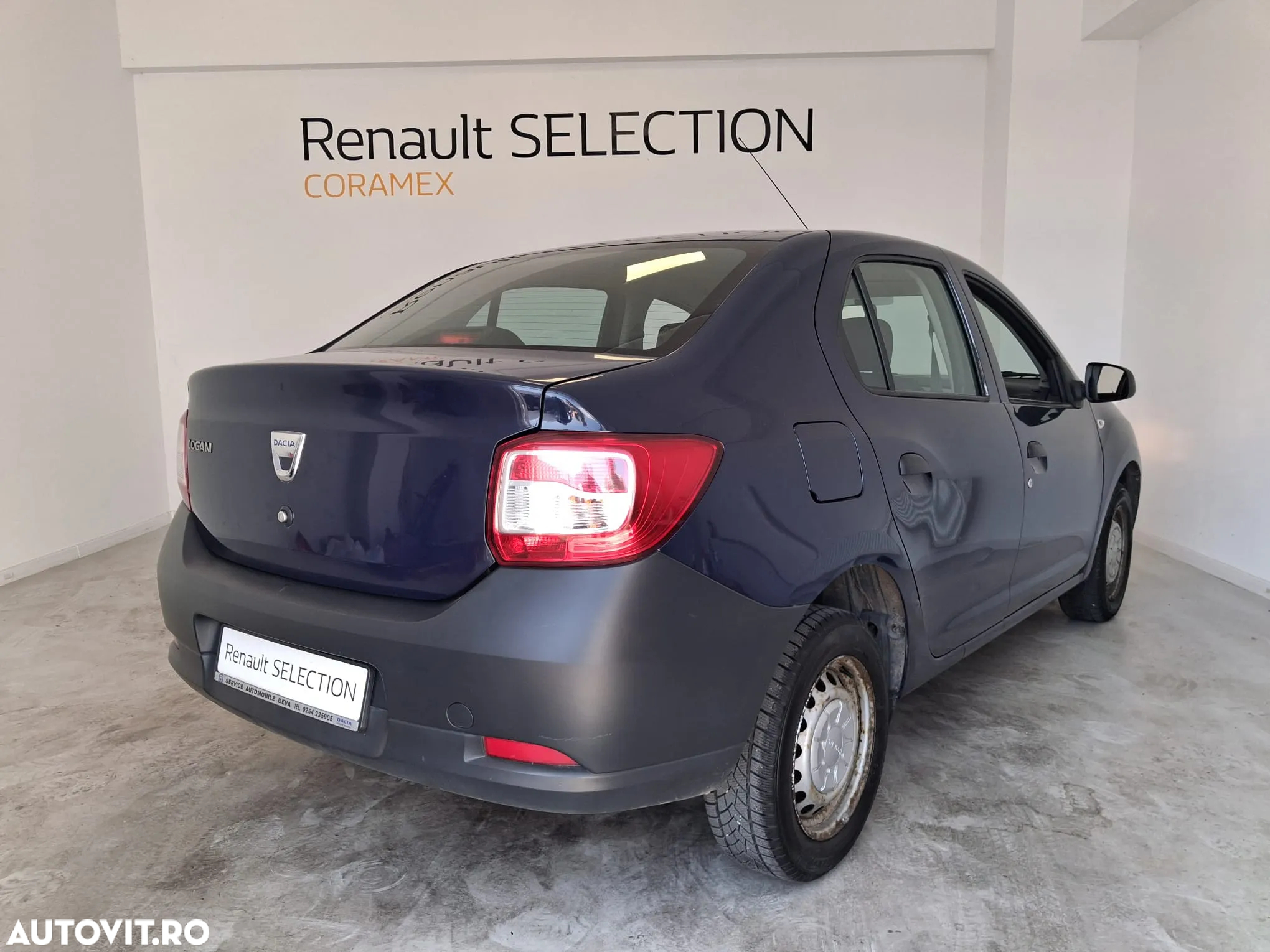 Dacia Logan 1.2 75CP Acces - 11