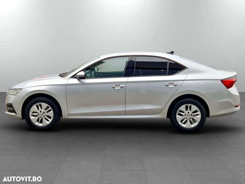 Skoda Octavia - 2