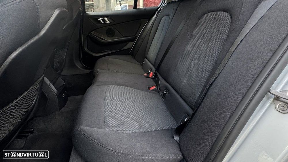 BMW 116 d Aut. Advantage - 13