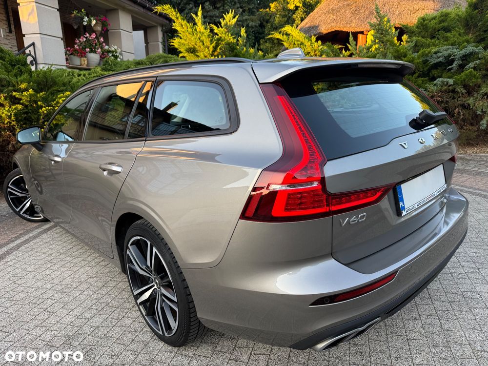 Volvo V60 B3 B DKG Momentum Pro - 8