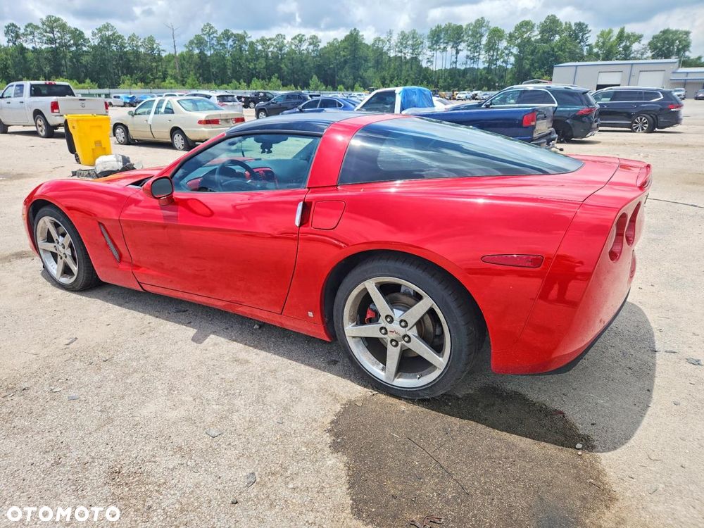 Chevrolet Corvette - 2