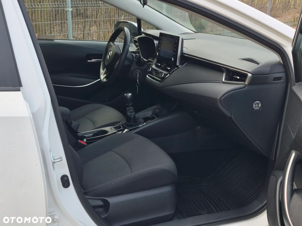Toyota Corolla 1.5 Comfort - 28