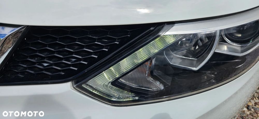 Nissan Qashqai 1.5 dCi Tekna - 11