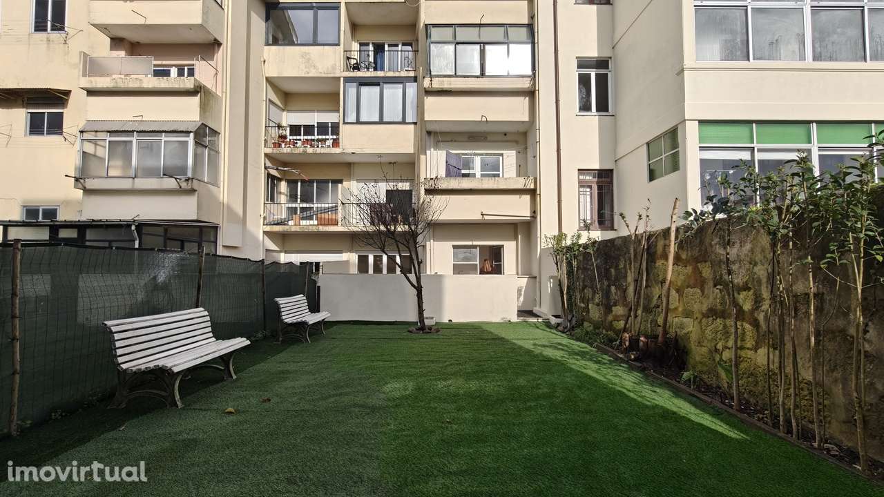 T3+1 renovado, jardim privado, casa da música - Grande imagem: 2/10