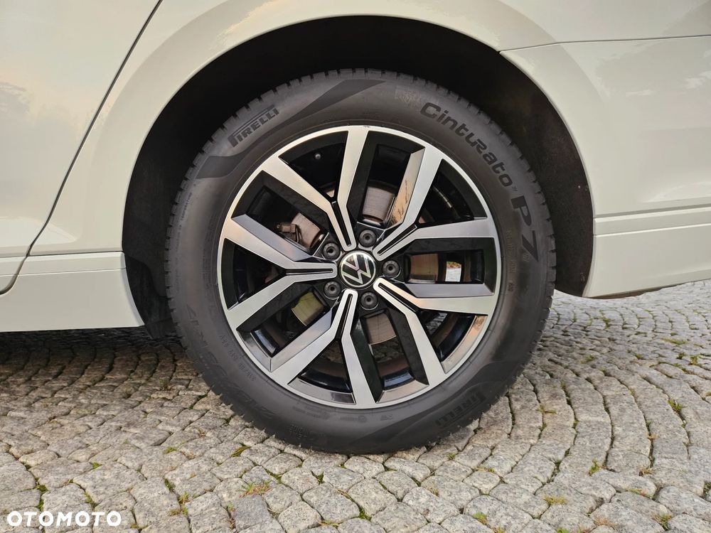 Volkswagen Passat 1.5 TSI EVO Business - 34