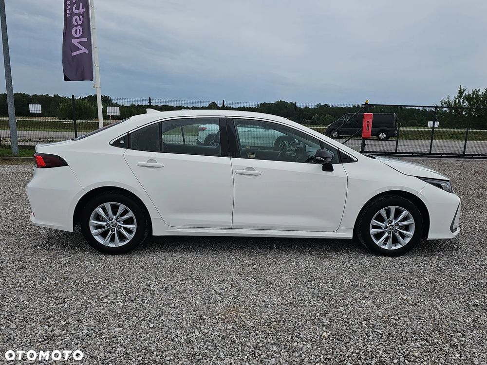 Toyota Corolla 1.8 Hybrid Comfort - 4