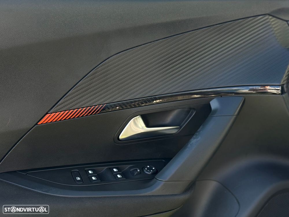 Peugeot 2008 1.5 BlueHDi Active - 12