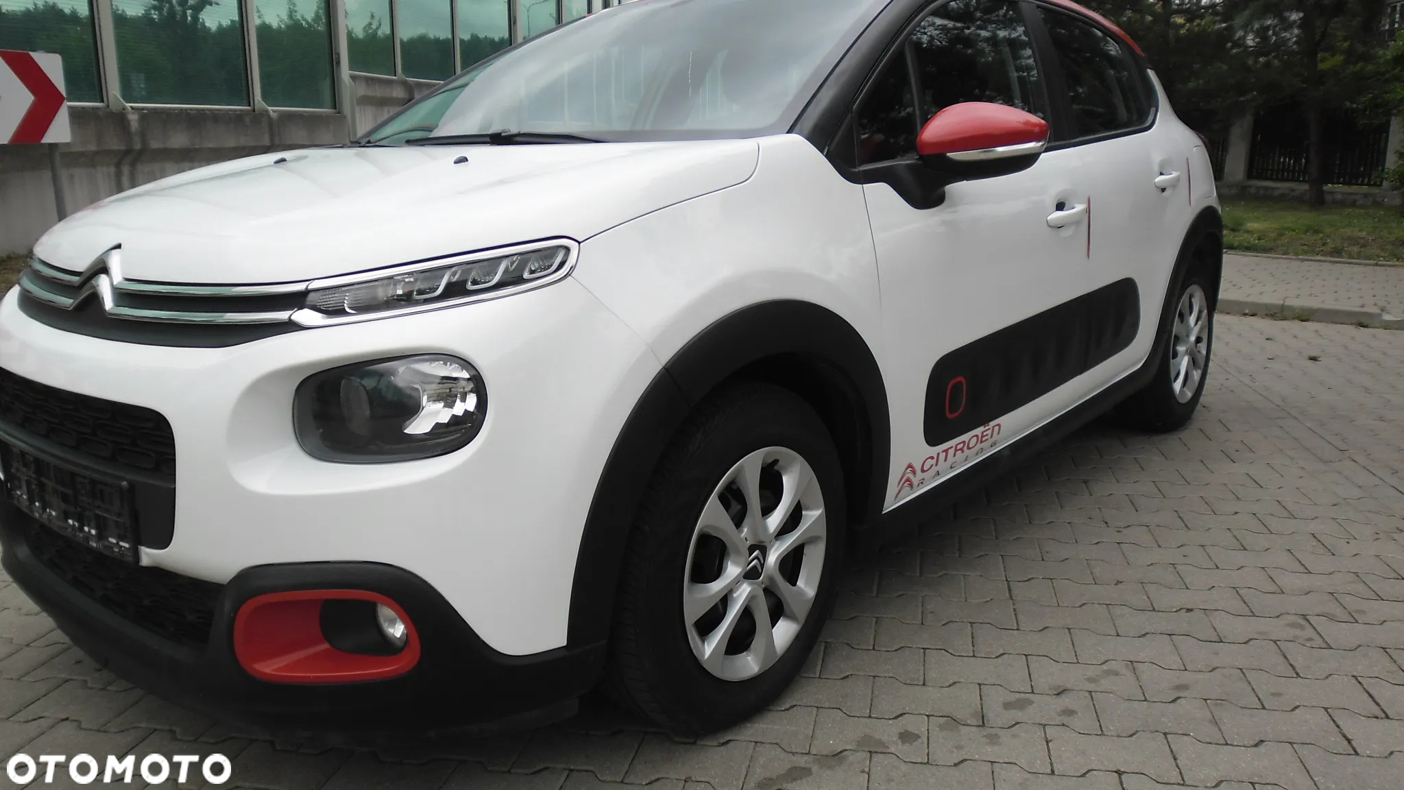 Citroën C3 1.6 BlueHDi Shine S&S - 11