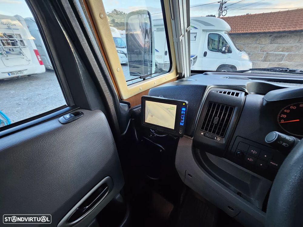 Rapido Le Randonneur 9097F CHASSI AL-KO Cama transversal + BASCULANTE - 57