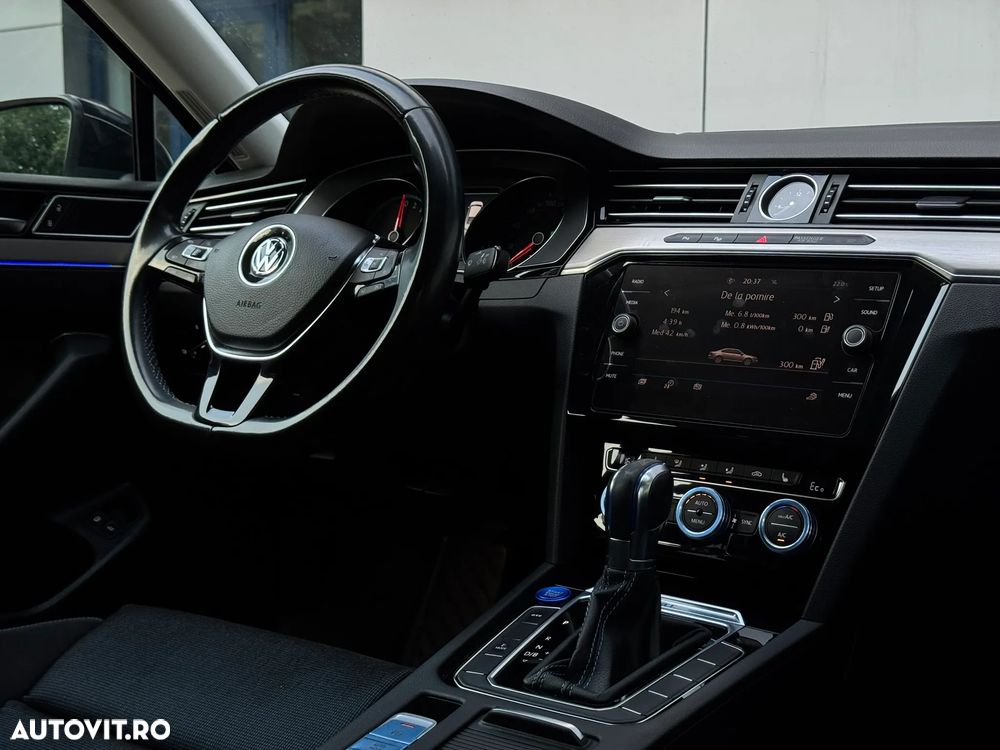 Volkswagen Passat 1.4 TSI DSG GTE - 17