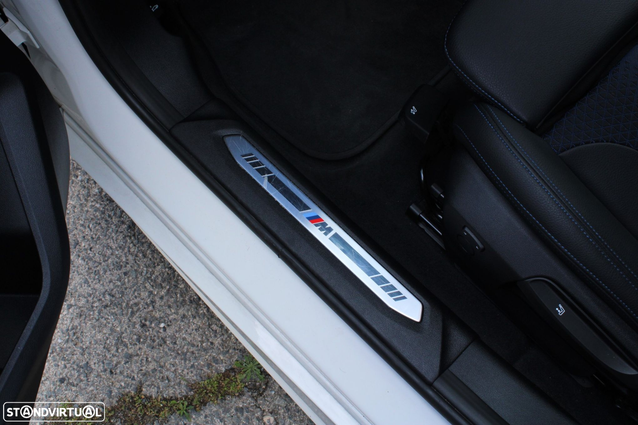 BMW 116 d Pack Desportivo M Auto - 17