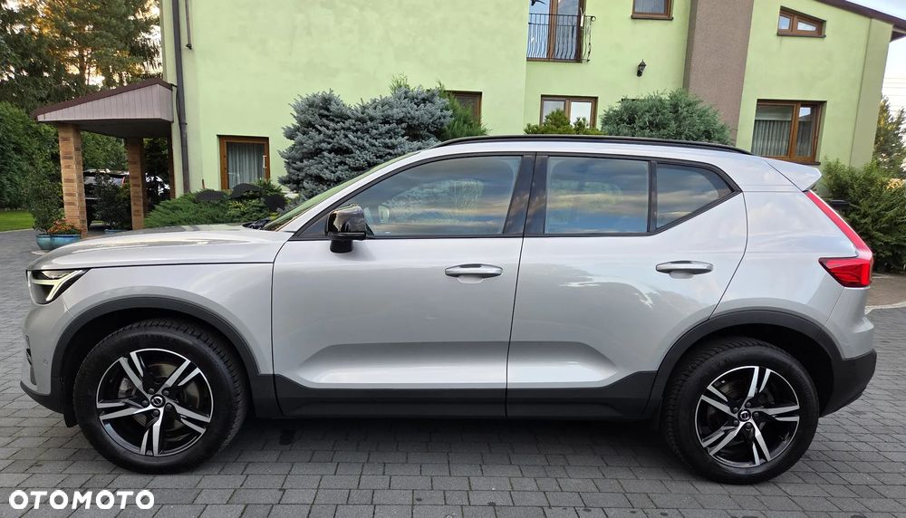 Volvo XC 40 B3 B DKG Plus Black Edition - 8