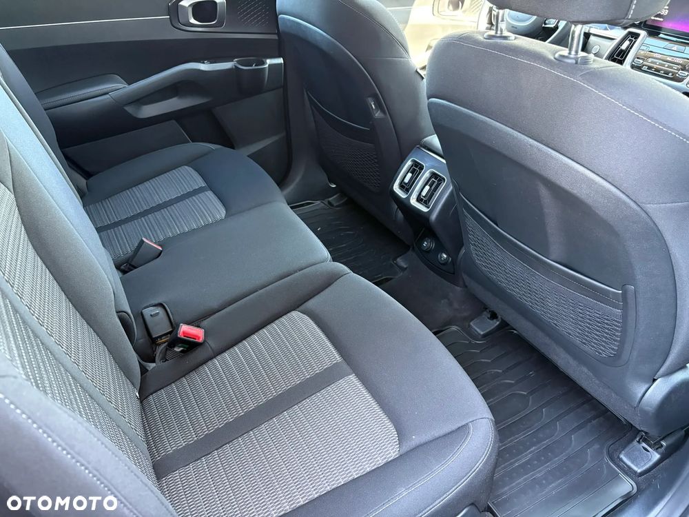 Kia Sorento 1.6 T-GDI PHEV L 4WD 7os - 25