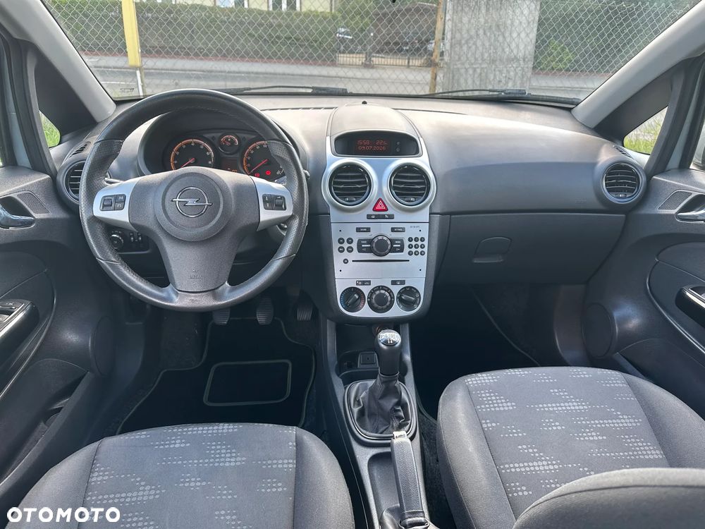 Opel Corsa - 23