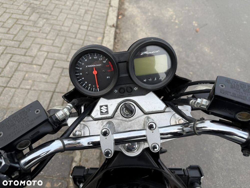 Suzuki Bandit - 10