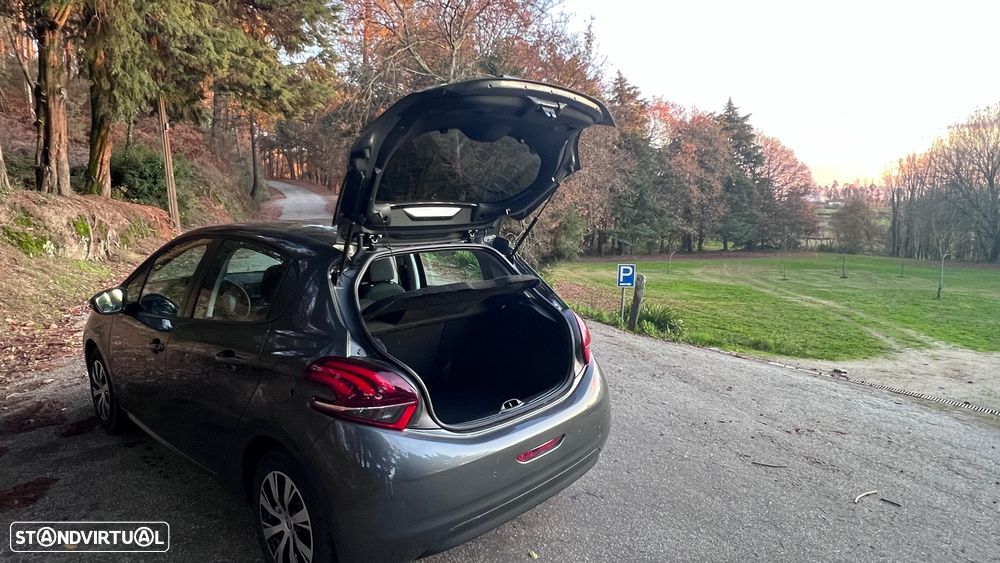 Peugeot 208 e-HDi 92 Stop&Start Style - 5