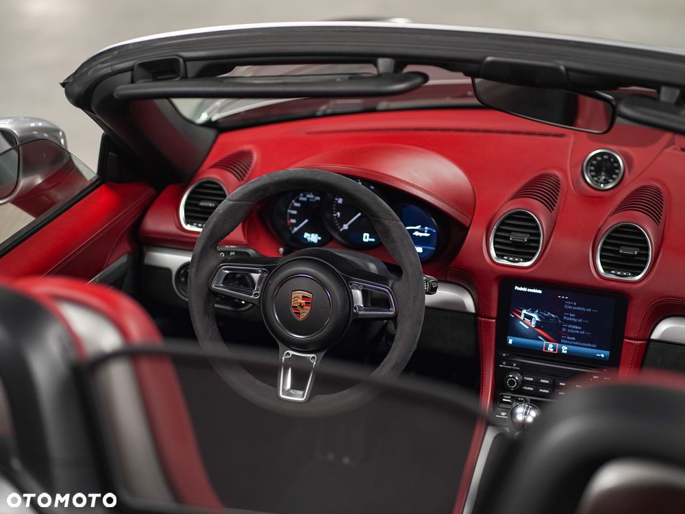 Porsche 718 Boxster Spyder - 20