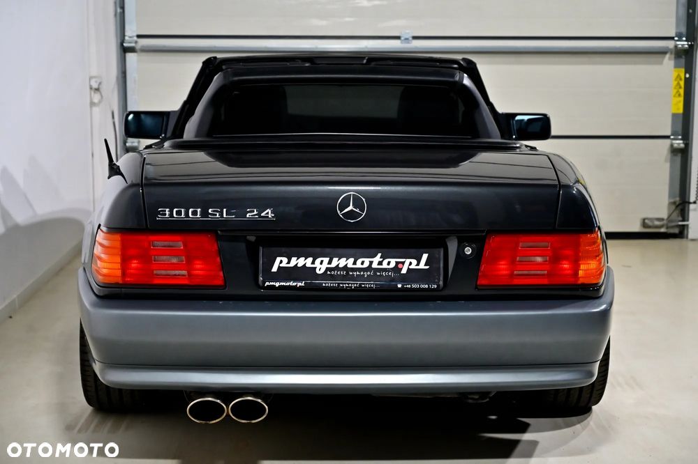 Mercedes-Benz SL - 16