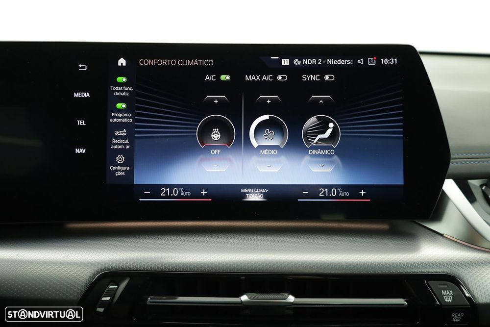 BMW X1 xDrive25e Pack Desportivo M - 12