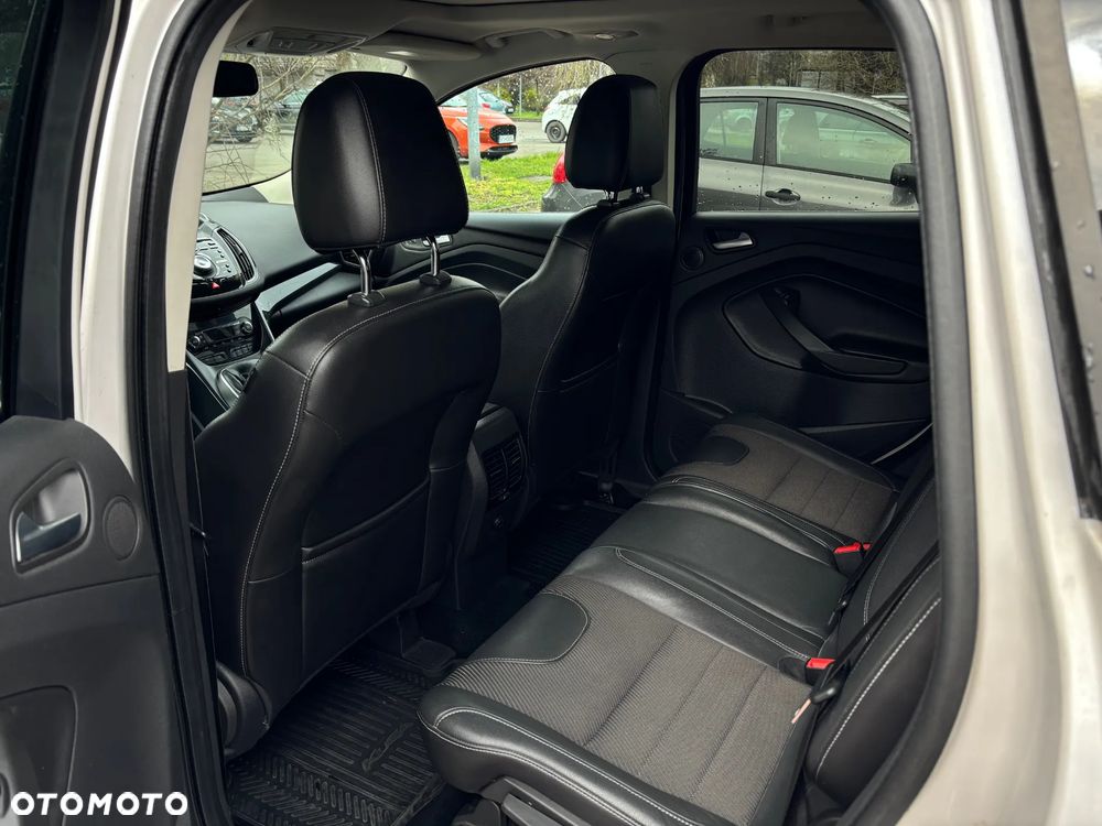 Ford Kuga 2.0 TDCi 4WD Titanium Plus - 13