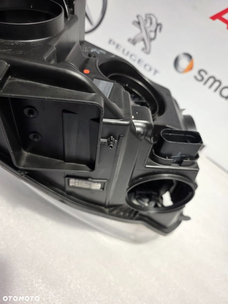 FORD FOCUS MK3 10- KOMPLET LAMP LEWA + PRAWA LAMPA PRZEDNIA PRZÓD CIEMNA ST / TITANIUM , NR BM51-132029-CH / BM51-13W030-CH , NR AUKCJI LPP264 - 35