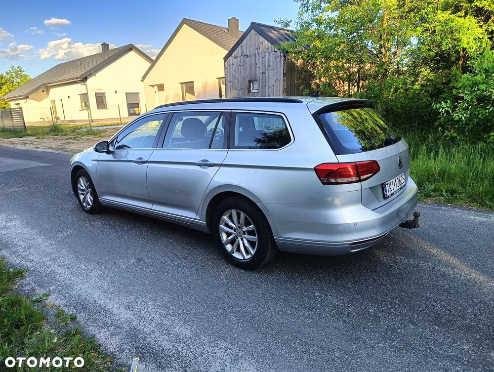 Volkswagen Passat 2.0 TDI BMT Comfortline DSG - 3