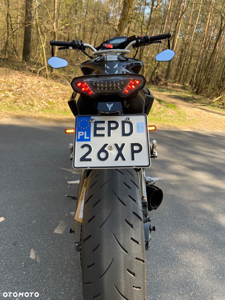 Yamaha MT - 12
