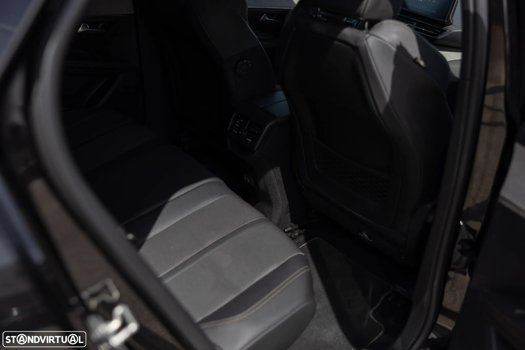 Peugeot 3008 1.5 BlueHDi GT Pack EAT8 - 11