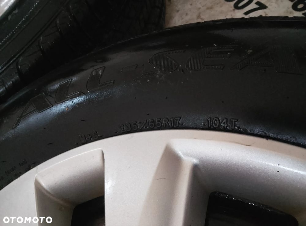 Felgi Koła Opony Chrysler Pacifica 235/65/17 Całoroczne - 11