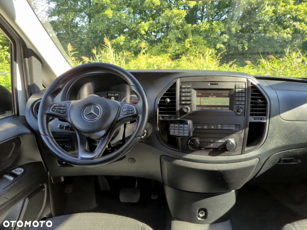 Mercedes-Benz Vito - 15