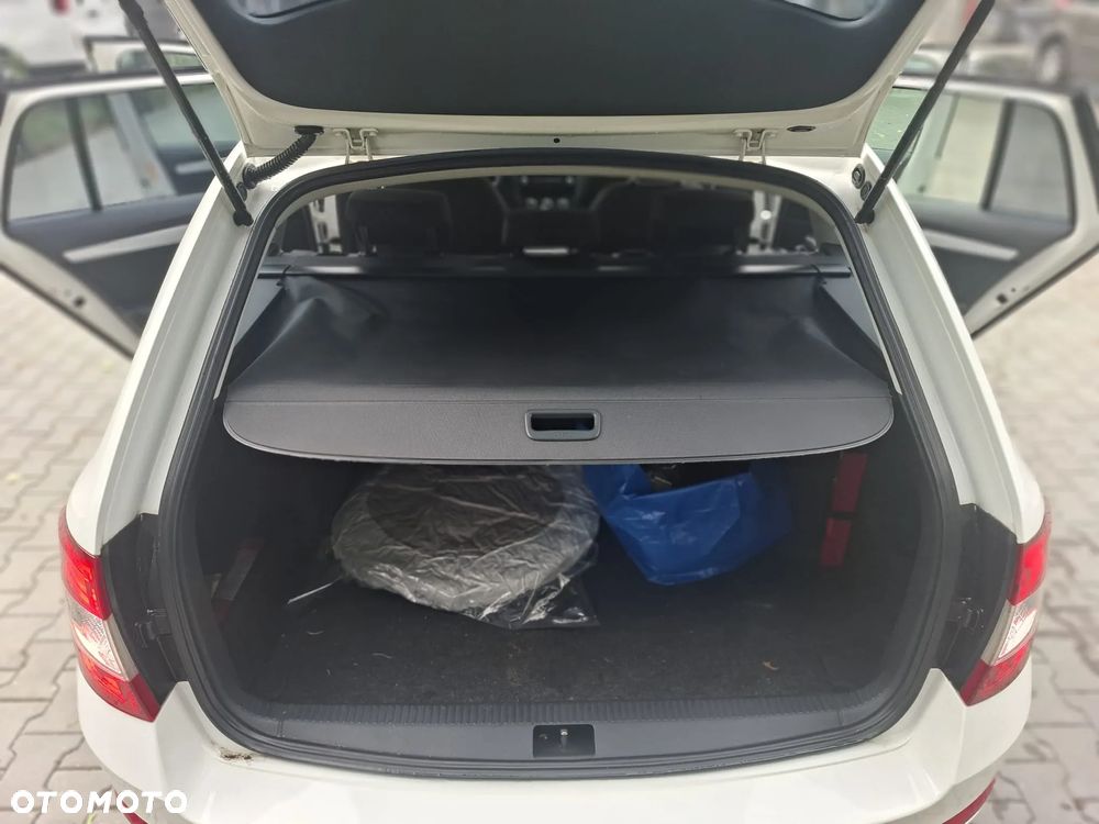 Skoda Octavia 2.0 TDI Ambition DSG - 26