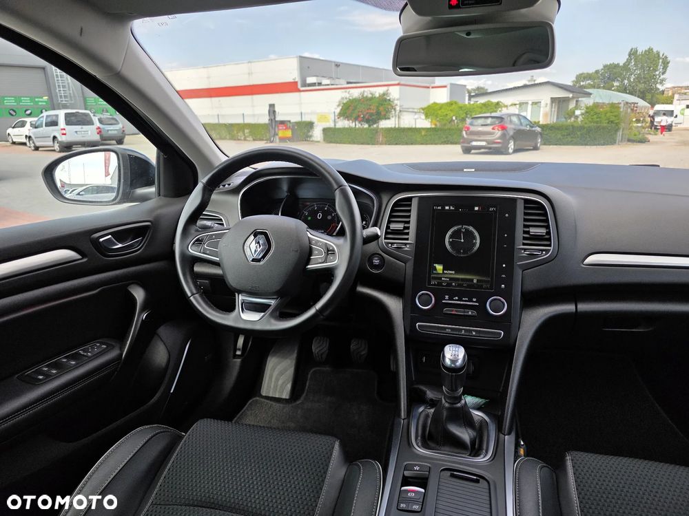 Renault Megane Grandtour TCe 140 GPF BOSE EDITION - 6