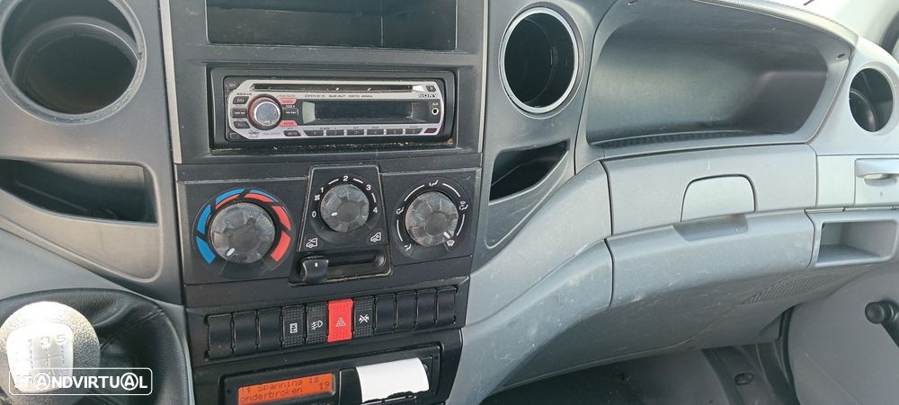 Iveco Daily Chasis Cabina Cabina dupla - 15