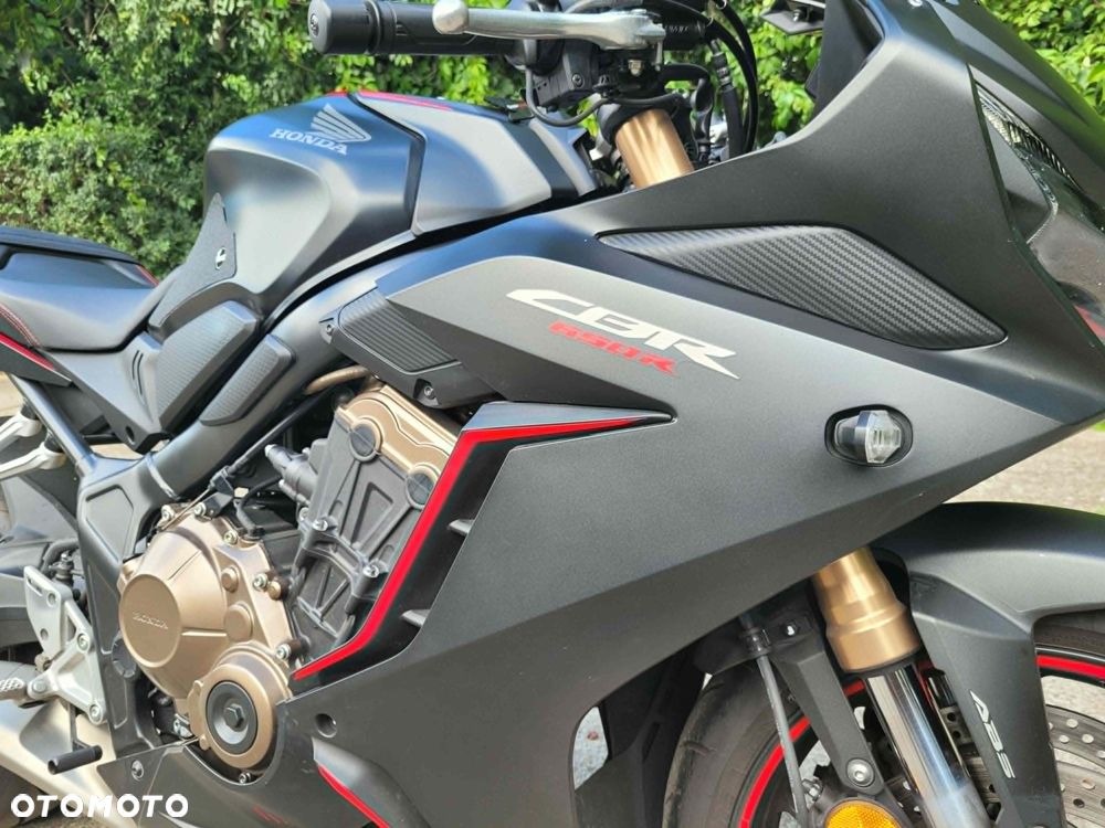Honda CBR - 8
