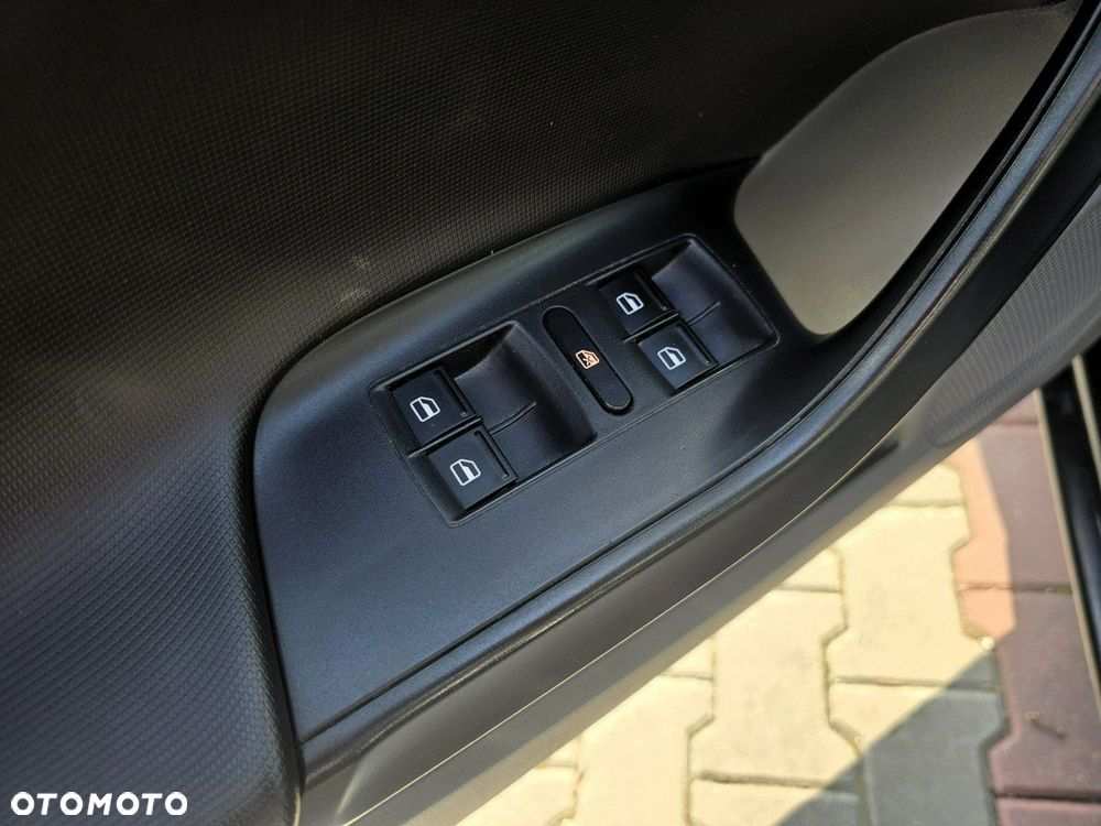 Seat Ibiza 1.4 16V Style - 21