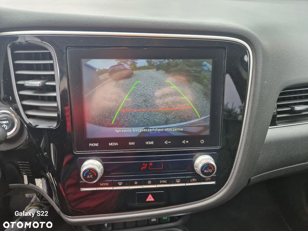 Mitsubishi Outlander - 28