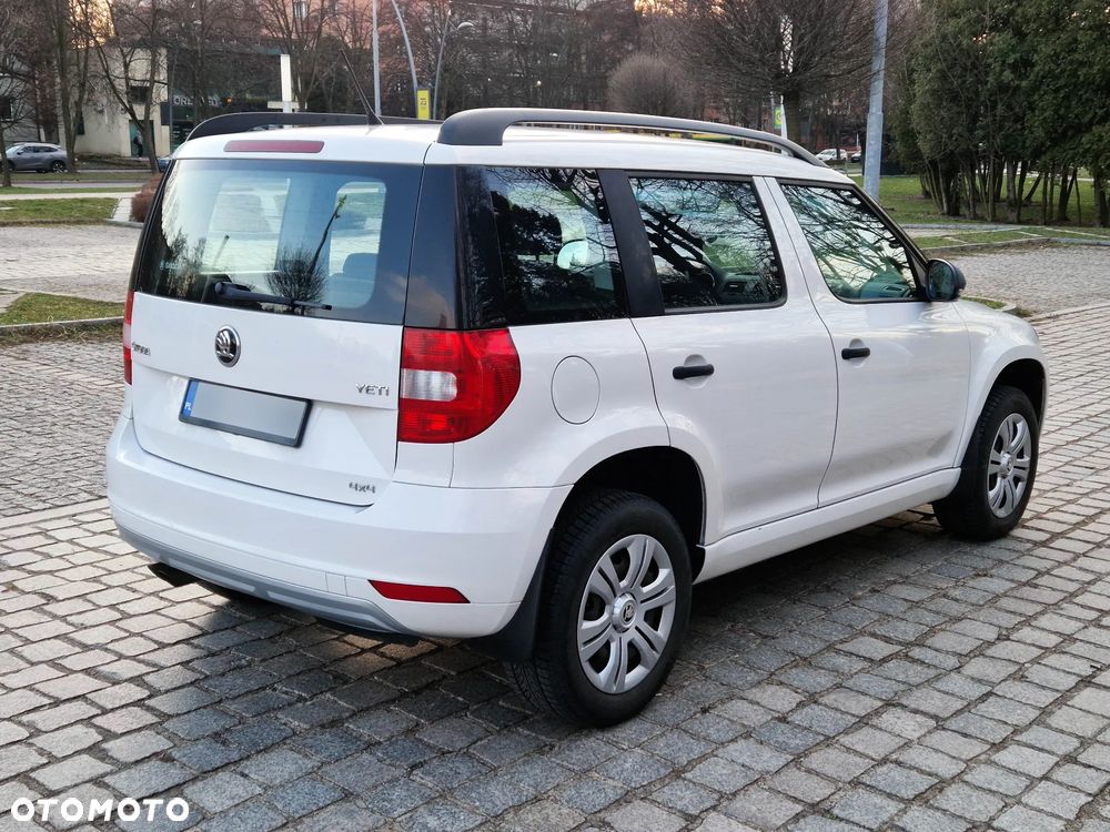 Skoda Yeti 2.0 TDI SCR 4x4 Active - 6