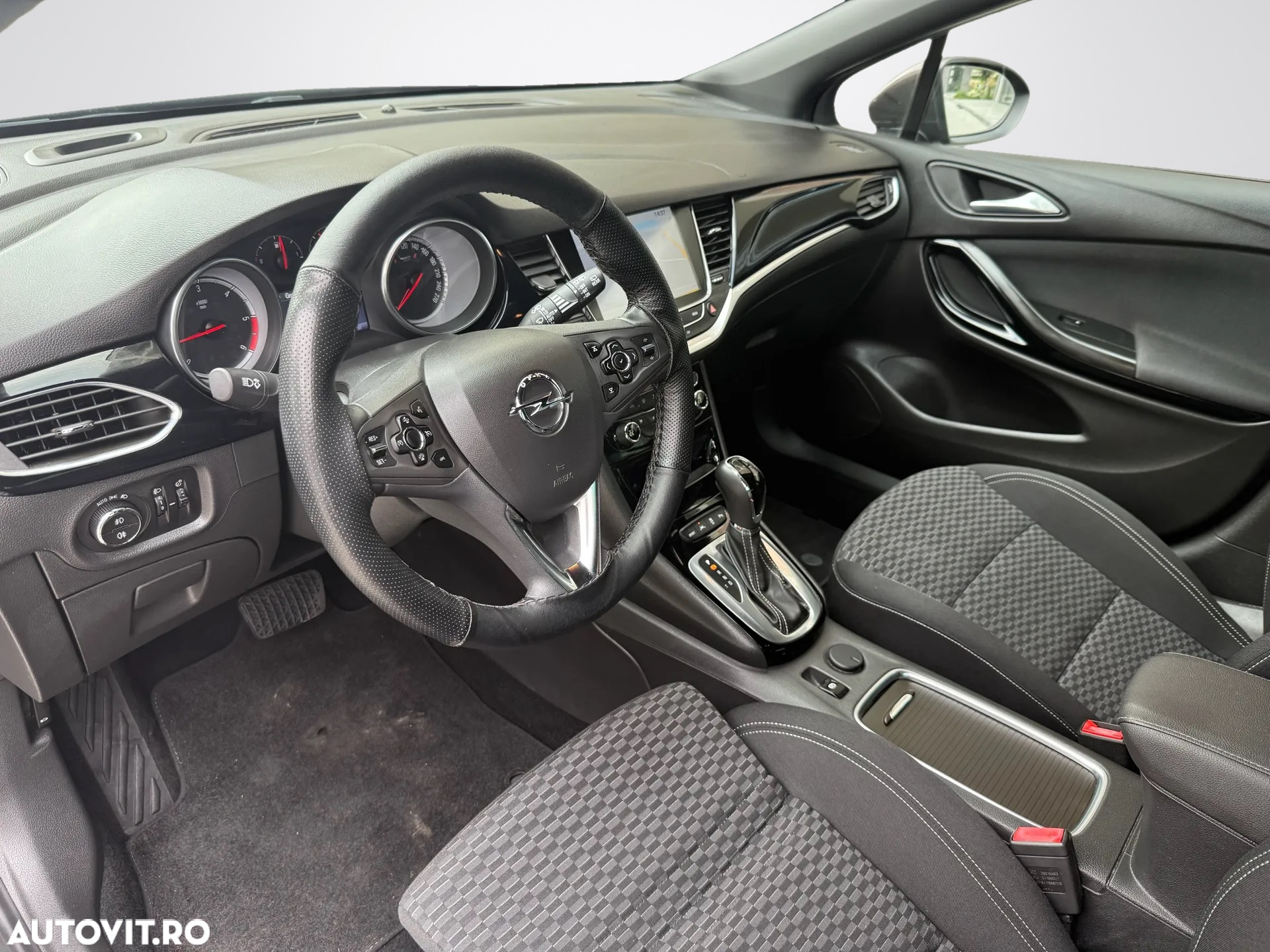 Opel Astra 1.6 CDTI ECOTEC Dynamic Aut. - 11