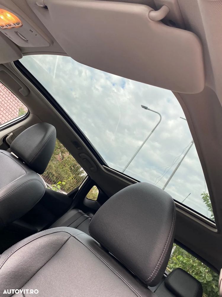 Nissan Qashqai 1.6 DCI Xtronic TEKNA - 17