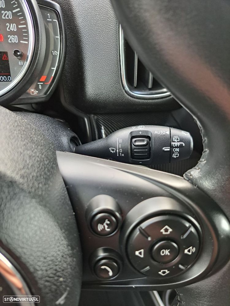 MINI Countryman Cooper SE ALL4 Auto - 10